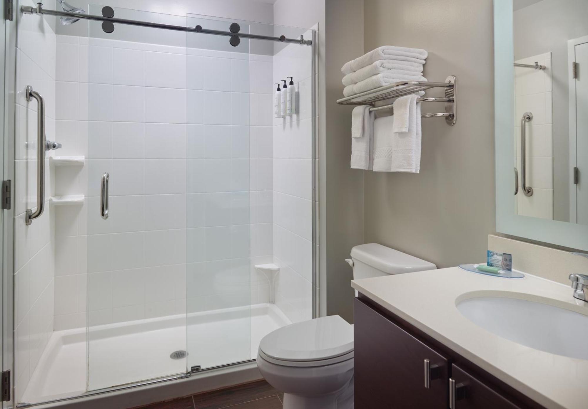 Towneplace Suites By Marriott Ньюнен Экстерьер фото